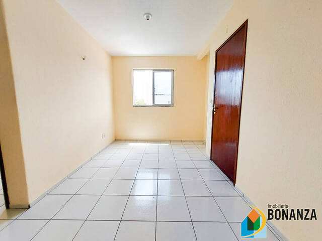 #1017 - Apartamento para Locação em Fortaleza - CE