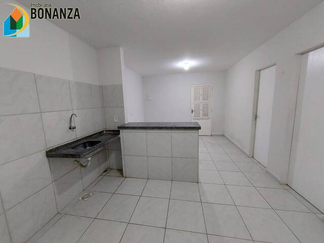#1294 - Apartamento para Locação em Fortaleza - CE - 2