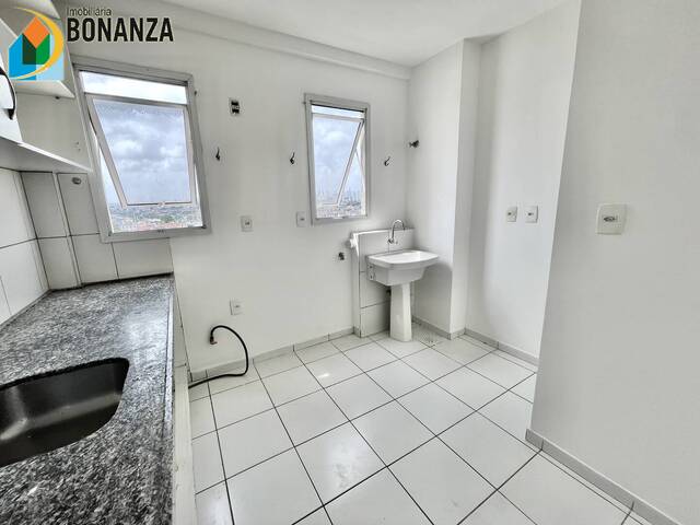 #1320 - Apartamento para Locação em Fortaleza - CE - 2