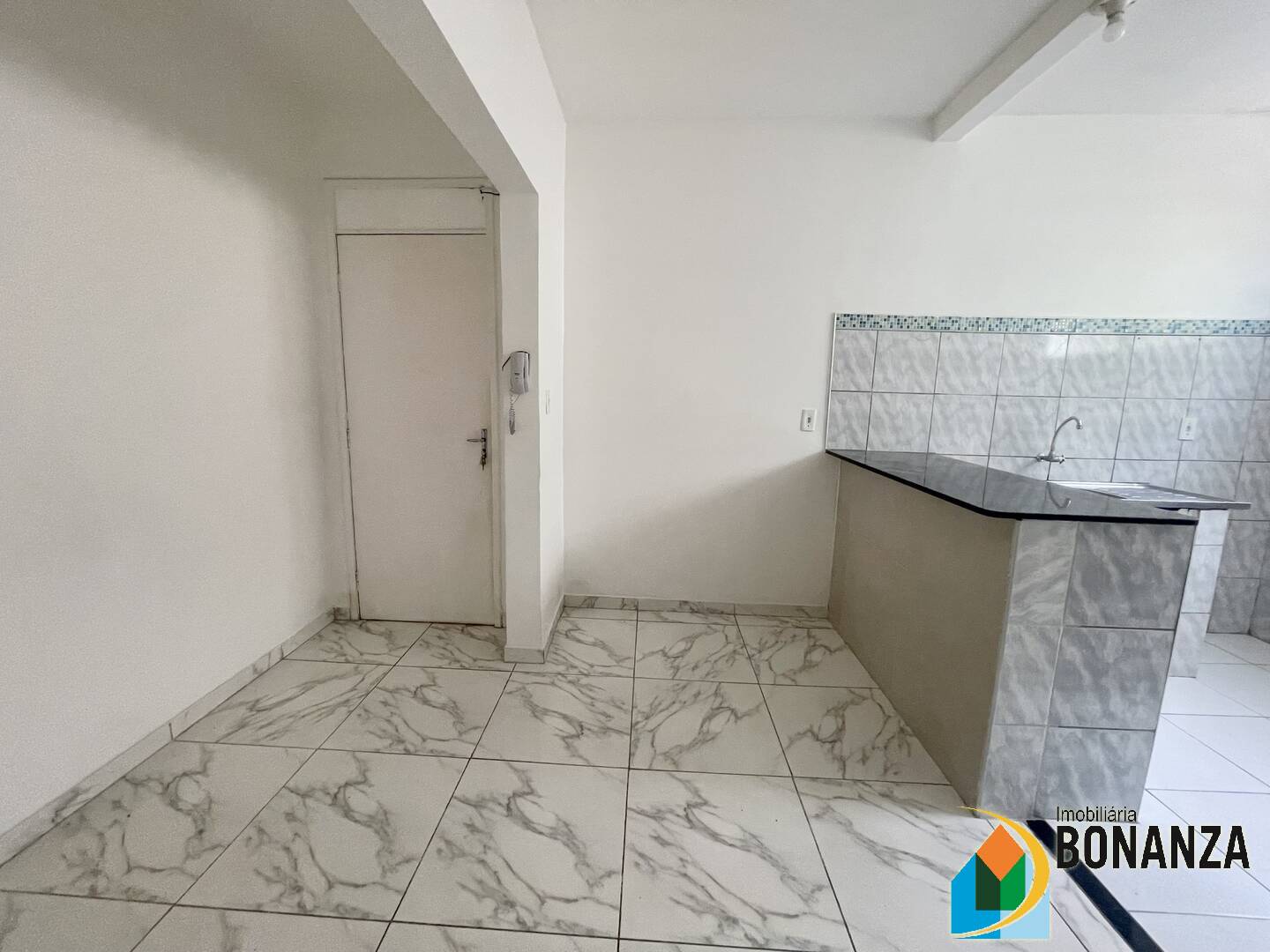 Apartamento para alugar com 2 quartos, 38m² - Foto 10