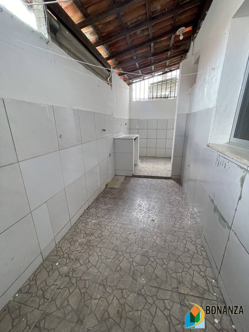 Apartamento para alugar com 2 quartos, 38m² - Foto 11