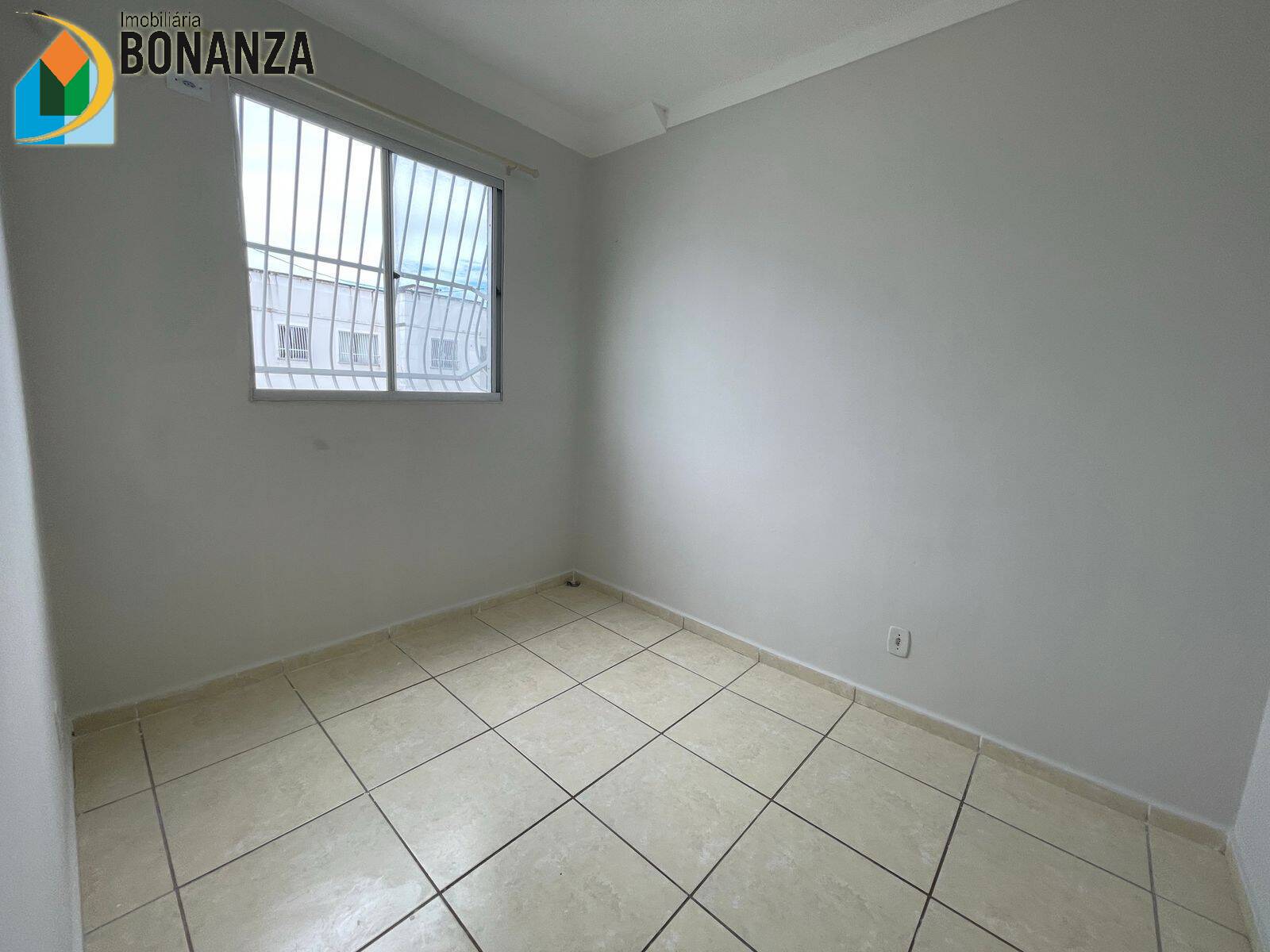 Apartamento para alugar com 2 quartos, 42m² - Foto 11