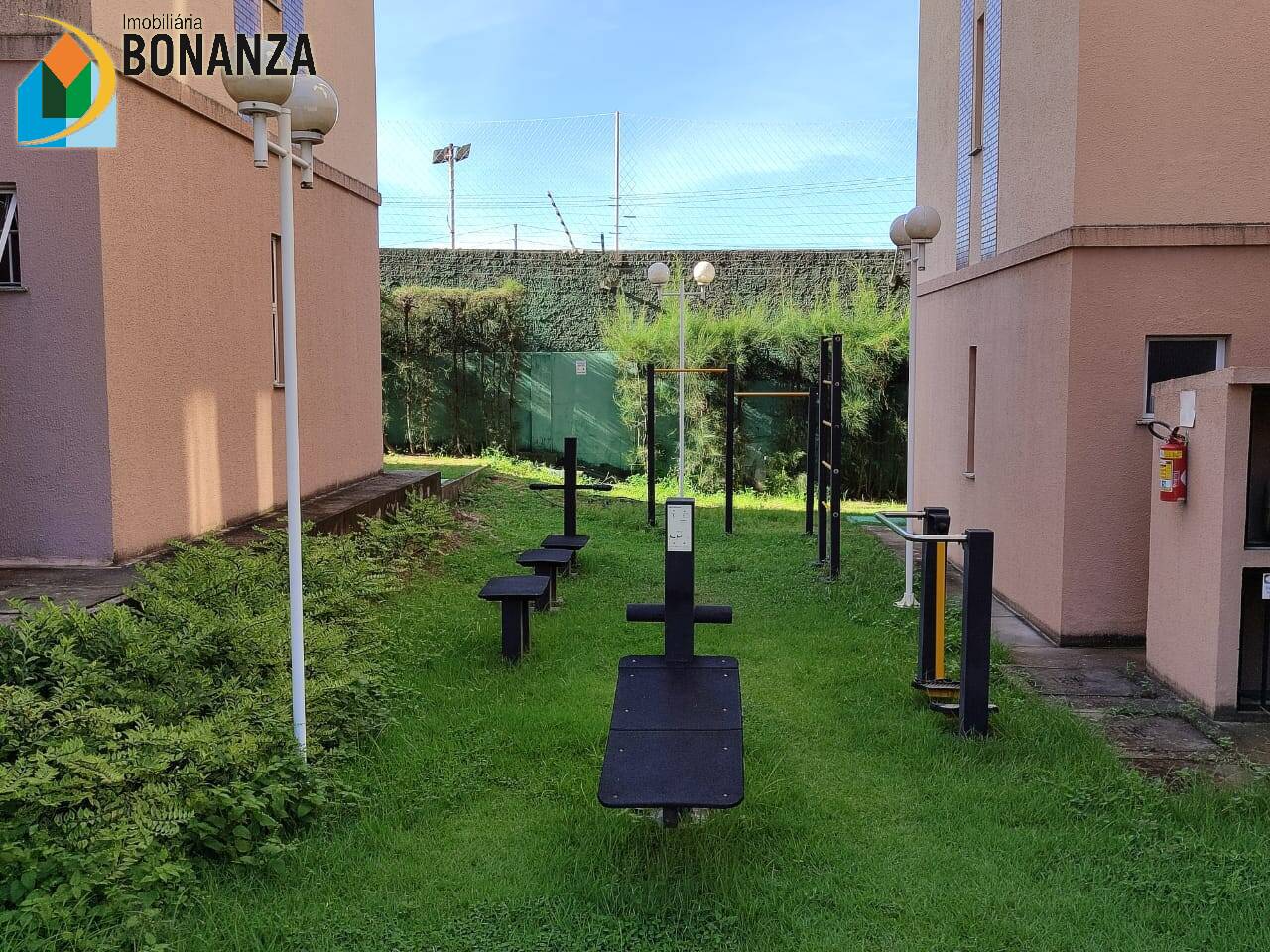 Apartamento para alugar com 2 quartos, 42m² - Foto 12