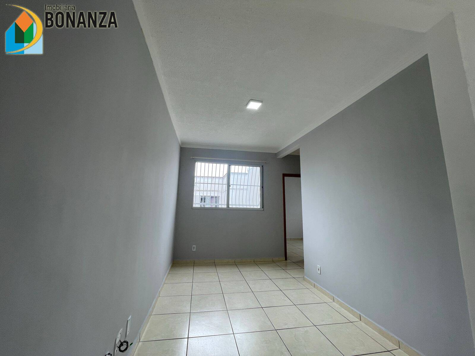 Apartamento para alugar com 2 quartos, 42m² - Foto 8